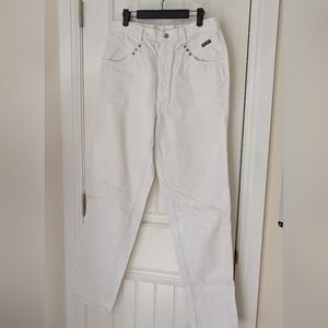 VTG White Bareback Rockies 32